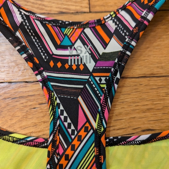 Victoria's Secret The Player Sport Bra - Picture 4 of 5